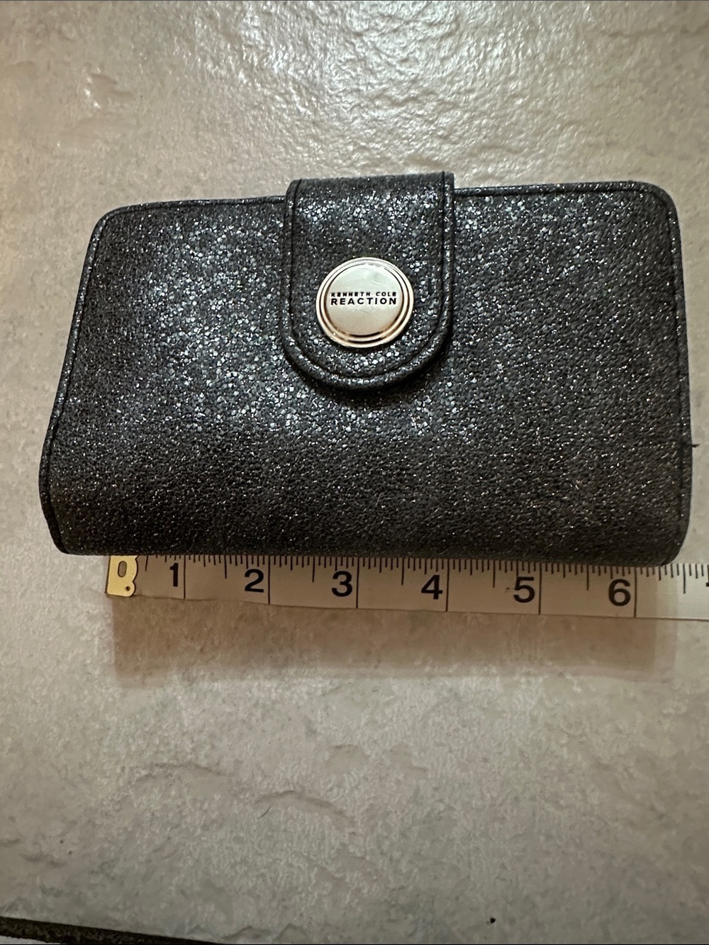 KENNETH COLE REACTION Y2K Black Glitter Fold-Over Wallet with Logo Button EUC - Picture 7 of 8